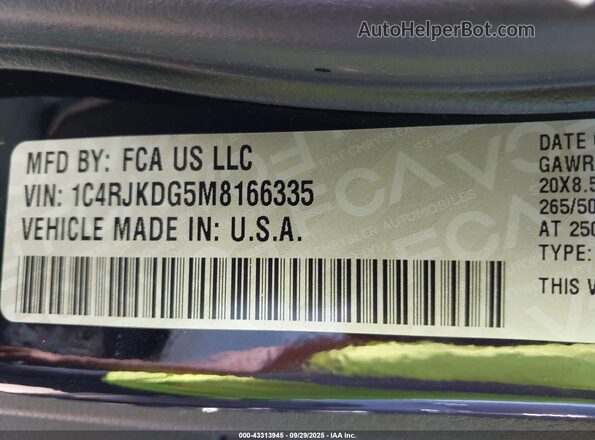 1C4RJKDG5M8166335 2021 JEEP GRAND CHEROKEE L Black Engine compartment view