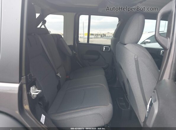 1C4RJXN61SW591255 2025 JEEP WRANGLER Gray Вид наклейки з VIN-кодом