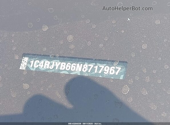 1C4RJYB66N8717967 2022 JEEP GRAND CHEROKEE 4XE White ძრავის განყოფილების ხედი