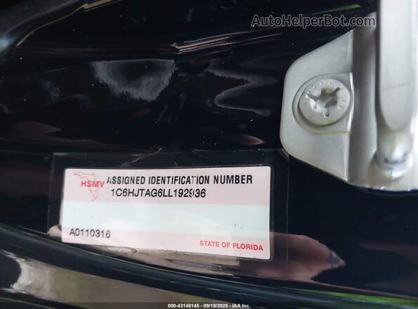 1C6HJTAG6LL192936 2020 JEEP GLADIATOR Black Вид підкапотного простору