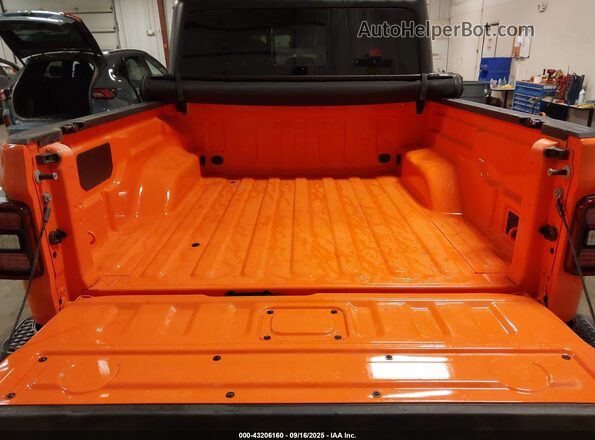 1C6PJTAGXSL523138 2025 JEEP GLADIATOR Orange 