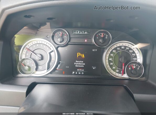 1C6RR6LT0KS526147 2019 RAM 1500 CLASSIC Red Rear seats view