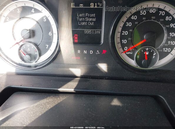 1C6RR6TTXLS110947 2020 RAM 1500 CLASSIC White Widok tylnych siedzeń