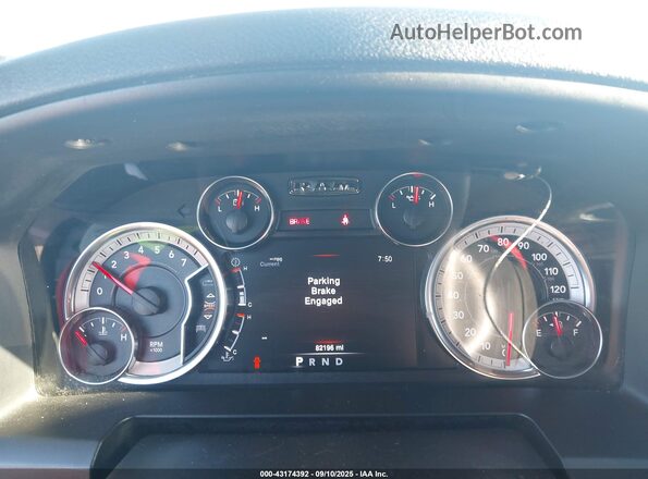 1C6RR7GG6MS531147 2021 RAM 1500 CLASSIC White Vista de los asientos traseros
