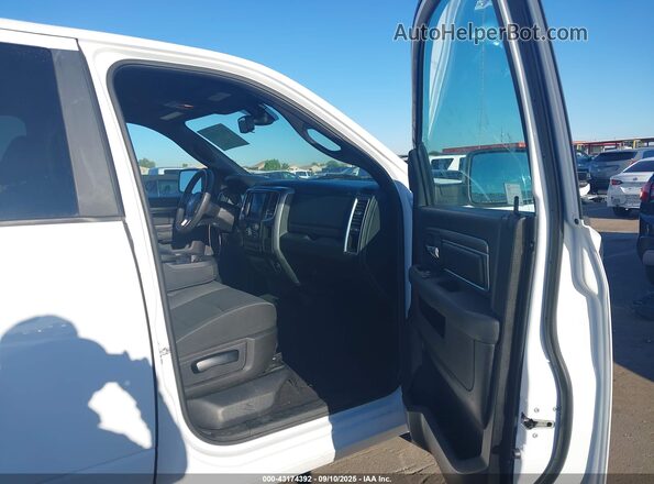 1C6RR7GG6MS531147 2021 RAM 1500 CLASSIC White Vista interior delantera