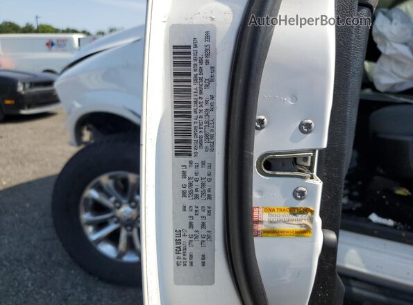 1C6RR7TT3JS113420 2018 RAM 1500 White 