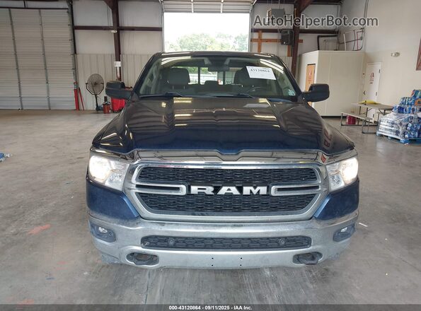 1C6RRFGG2LN273846 2020 RAM 1500 Dark Blue Widok z przodu