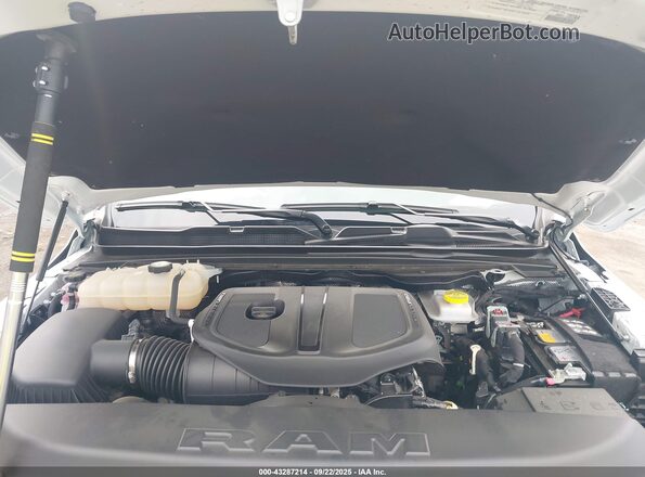 1C6SRFFPXSN540684 2025 RAM 1500 White 