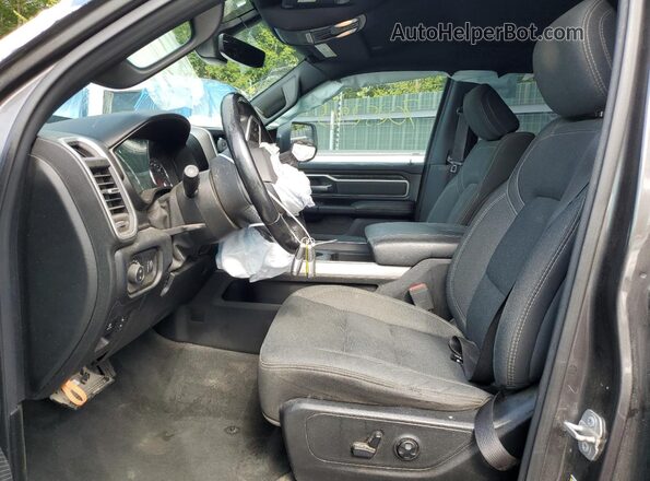 1C6SRFFT0LN183191 2020 RAM 1500 Gray Widok wnętrza z przodu