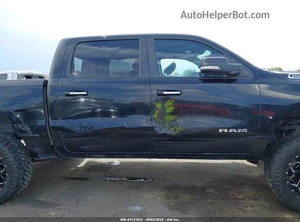 1C6SRFFT2LN113465 2020 RAM 1500 Черный Вид задней части салона