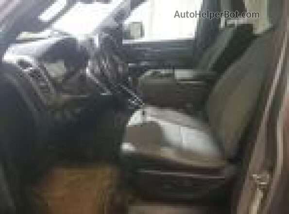 1C6SRFFT2MN632047 2021 RAM 1500  Vista de los asientos traseros