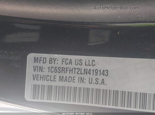 1C6SRFHT2LN419143 2020 RAM 1500 Black ძრავის განყოფილების ხედი