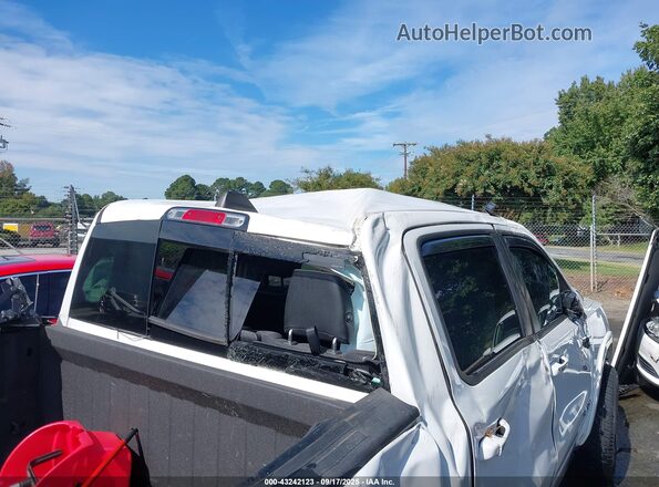 1C6SRFJT7LN149045 2020 RAM 1500 Белый Вид задней части салона