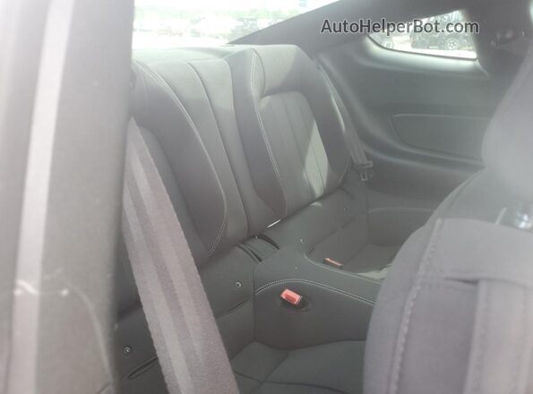 1FA6P8CF4L5135547 2020 FORD MUSTANG Red Widok tylnych siedzeń
