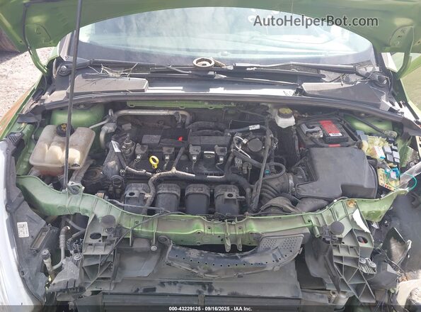 1FADP3F23JL258509 2018 FORD FOCUS Green 