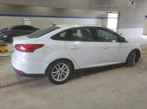 1FADP3F24JL206452 2018 FORD FOCUS White 