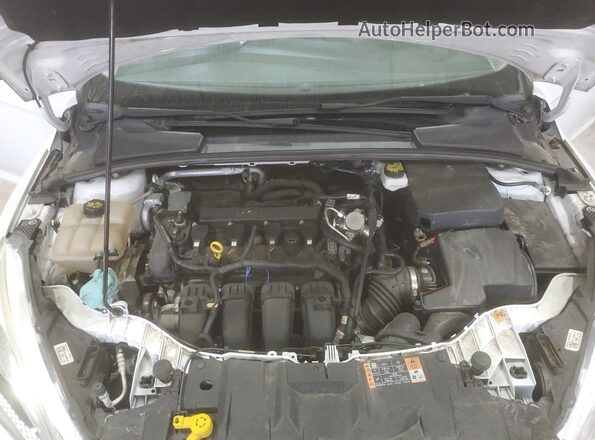 1FADP3F24JL206452 2018 FORD FOCUS White 