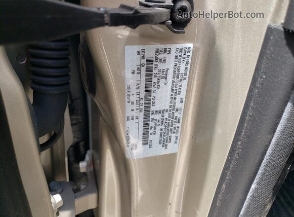 1FADP3F24JL208458 2018 FORD FOCUS Золотой 