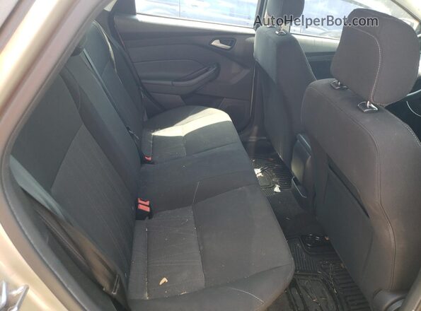 1FADP3F24JL208458 2018 FORD FOCUS Золотой 
