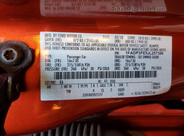 1FADP3FE5JL257386 2018 FORD FOCUS Orange 