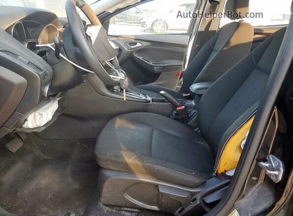 1FADP3K20JL261082 2018 FORD FOCUS Black 