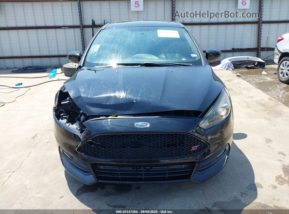 1FADP3L92HL204663 2017 FORD FOCUS ST Black Rear interior view