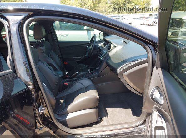 1FADP3L92HL204663 2017 FORD FOCUS ST Black Front interior view