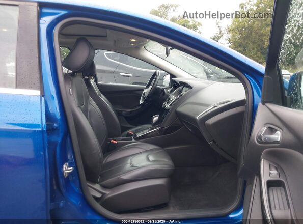 1FADP3N26JL227417 2018 FORD FOCUS Blue 