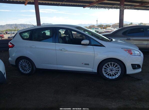 1FADP5CU3GL111276 2016 FORD C-MAX ENERGI White უკანა სალონის ხედი