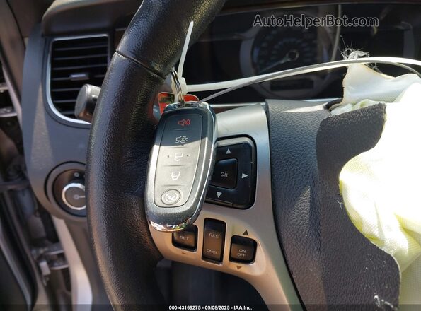 1FAHP2F83JG109638 2018 FORD TAURUS Серебряный 