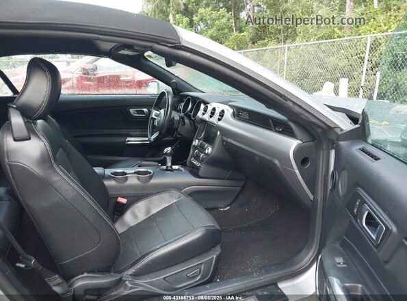 1FATP8UH4L5137723 2020 FORD MUSTANG Silver Vista interior delantera