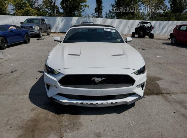 1FATP8UH7M5108122 2021 FORD MUSTANG White Вид спереду