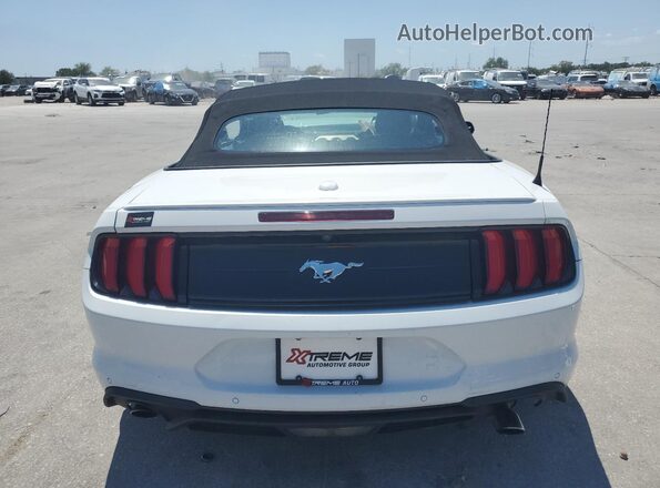 1FATP8UH8L5179831 2020 FORD MUSTANG White უკანა ხედი