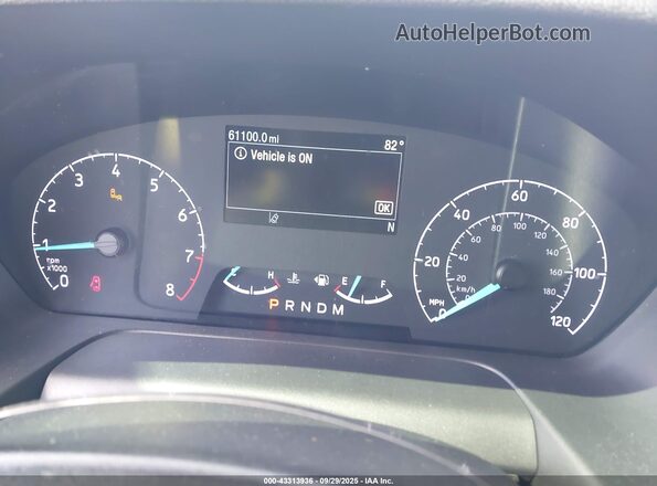 1FBAX2C86LKA43378 2020 FORD PASSENGER Белый Вид задних сидений