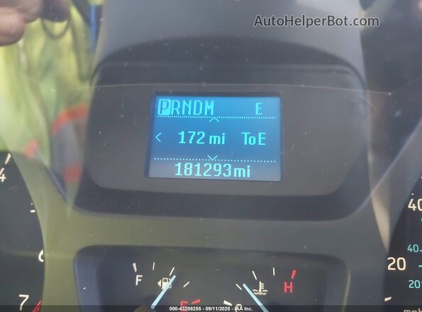 1FBAX2XG1GKB31388 2016 FORD TRANSIT-350 Orange Vista de los asientos traseros