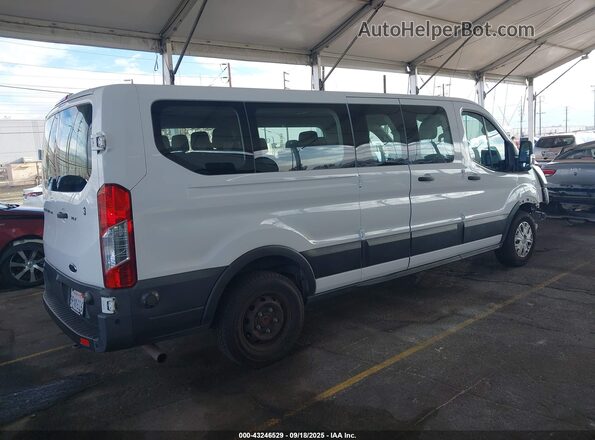1FBAX2Y80LKA24530 2020 FORD PASSENGER White Задня права чверть