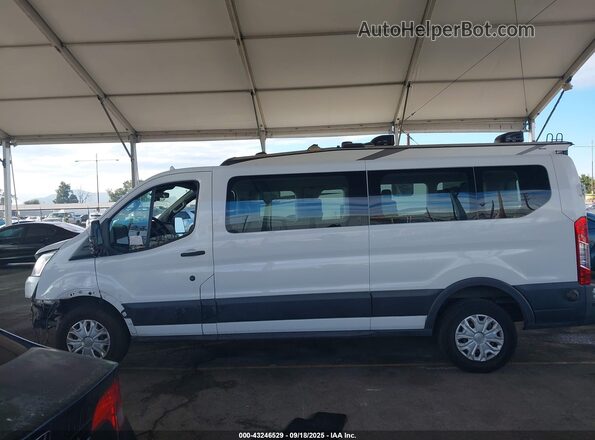 1FBAX2Y80LKA24530 2020 FORD PASSENGER White Панорамний вид салону 360°