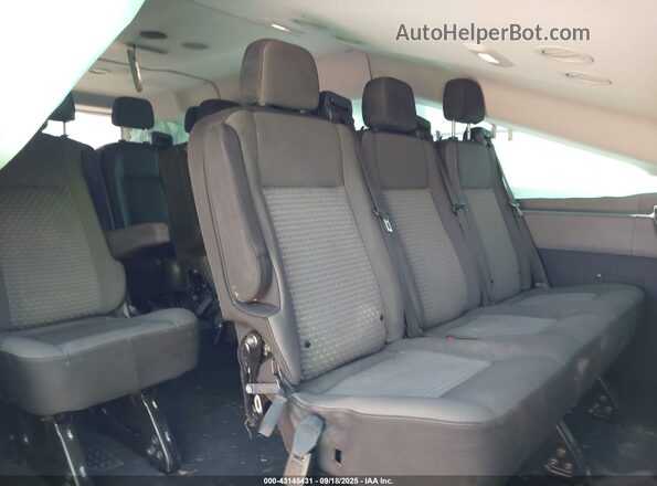1FBAX2Y81MKA14767 2021 FORD PASSENGER White Widok naklejki z numerem VIN