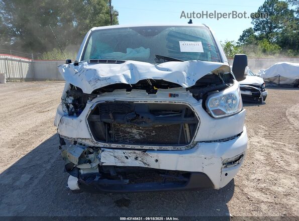 1FBAX2Y81MKA14767 2021 FORD PASSENGER White Widok zestawu wskaźników