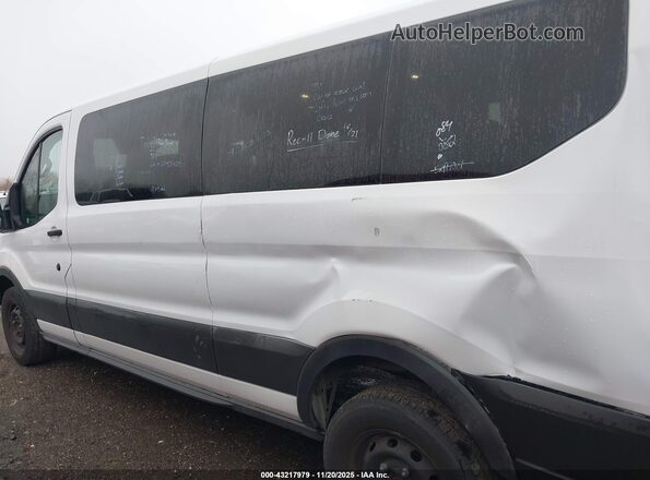 1FBAX2YG1PKA91215 2023 FORD PASSENGER White 360 interior view