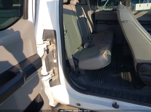 1FD7X2A68JEC48070 2018 FORD F-250 Белый Задняя левая четверть