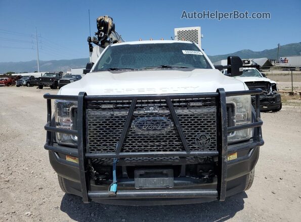 1FDUF5HT0HDA09082 2017 FORD F550 Белый 