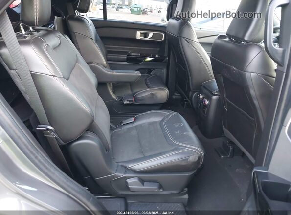 1FM5K7GC8NGC44790 2022 FORD FORD EXPLORER Gray Widok naklejki z numerem VIN