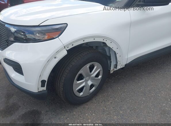 1FM5K8AB0MGB04480 2021 FORD POLICE INTERCEPTOR White Widok z przodu