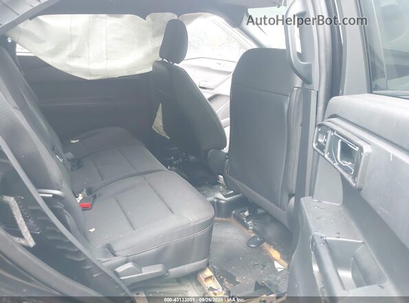 1FM5K8AC6RGA25704 2024 FORD POLICE INTERCEPTOR Black Widok naklejki z numerem VIN