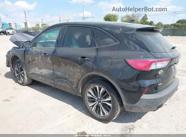1FMCU0G60NUB38029 2022 FORD ESCAPE Черный Задняя левая четверть