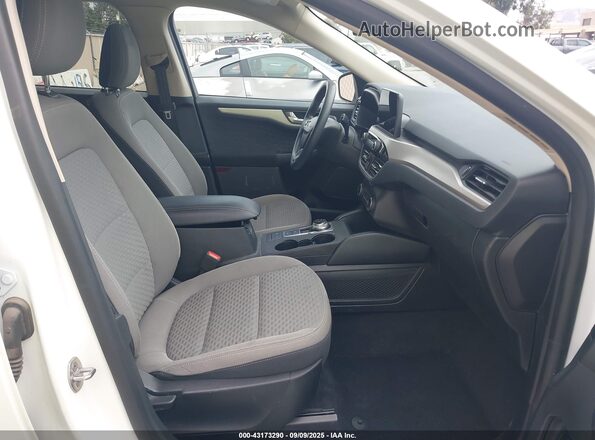 1FMCU0G67LUC76082 2020 FORD ESCAPE White Սալոնի դիմացի տեսք