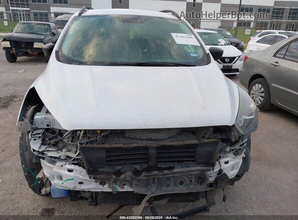 1FMCU0GD0KUC05903 2019 FORD ESCAPE White Widok zestawu wskaźników