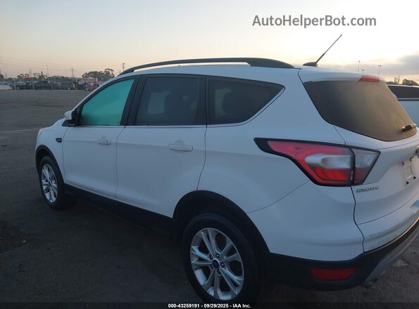 1FMCU0GD3JUB16308 2018 FORD ESCAPE White Vista interior de 360 grados
