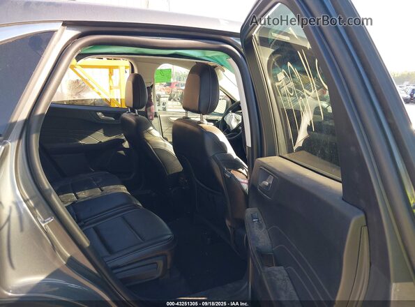 1FMCU0H60NUA17970 2022 FORD ESCAPE Серый Вид наклейки с VIN-кодом